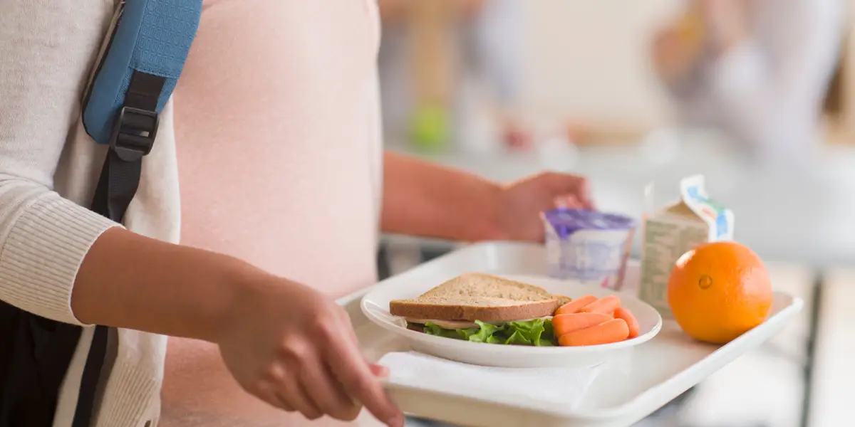 غذای مدرسه