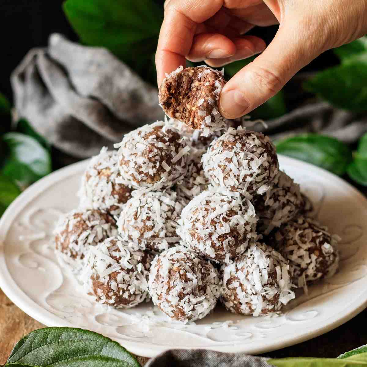 طرز تهیه توپک خرمایی