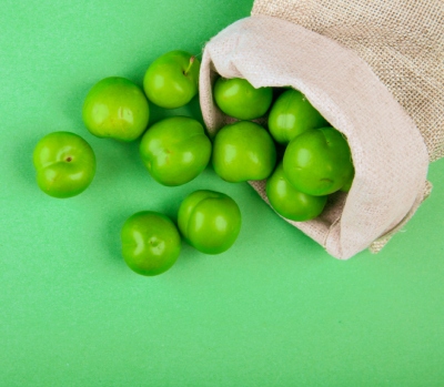 خواص گوجه سبز