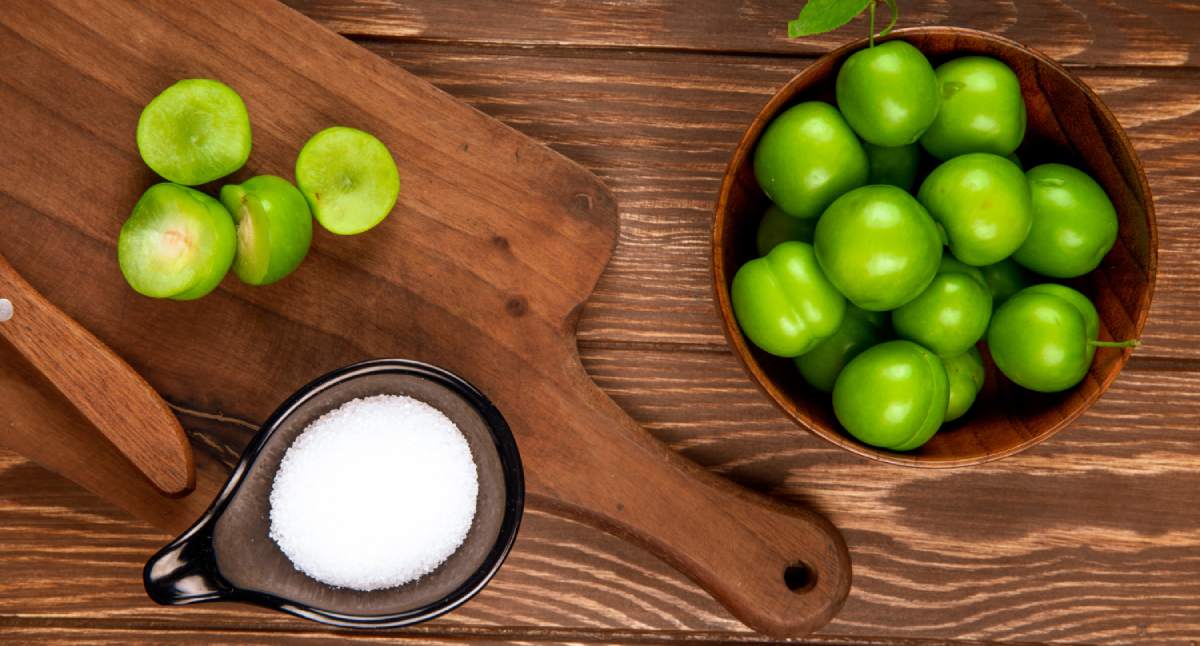 فواید گوجه سبز چیست