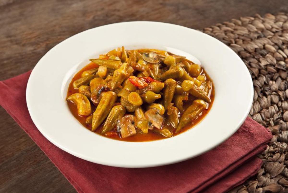 انواع غذا با بامیه خورشتی