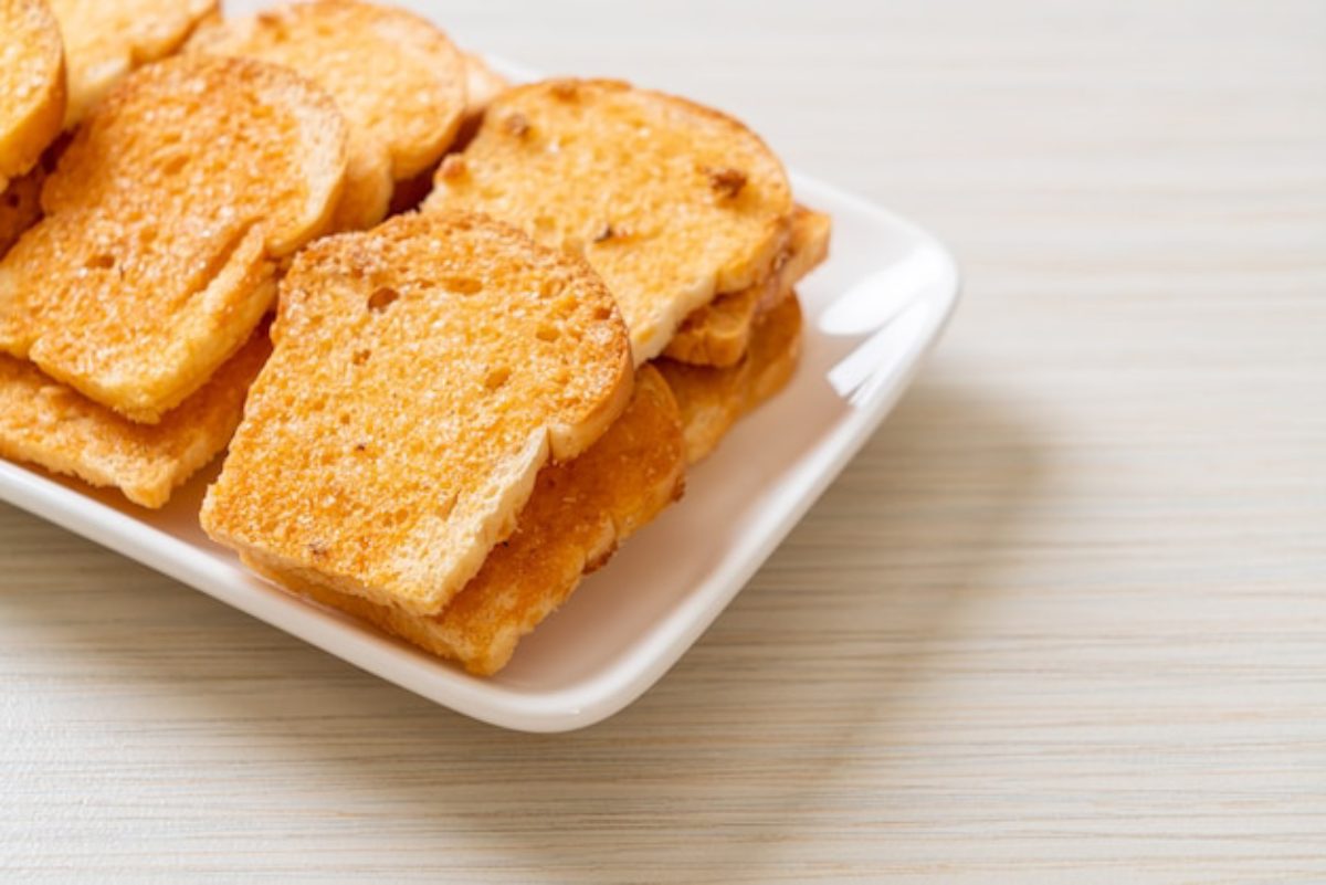 صبحانه با نان تست برای کودکان-نان تست سوخاری