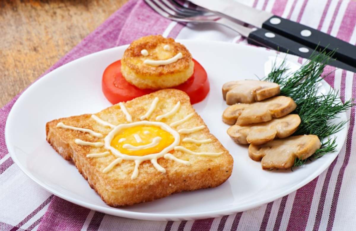 صبحانه با نان تست برای بچه ها-تست و نیمرو