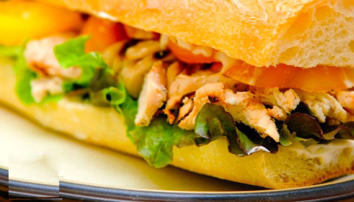 غذای کارمندی ساده-ساندویچ مرغ