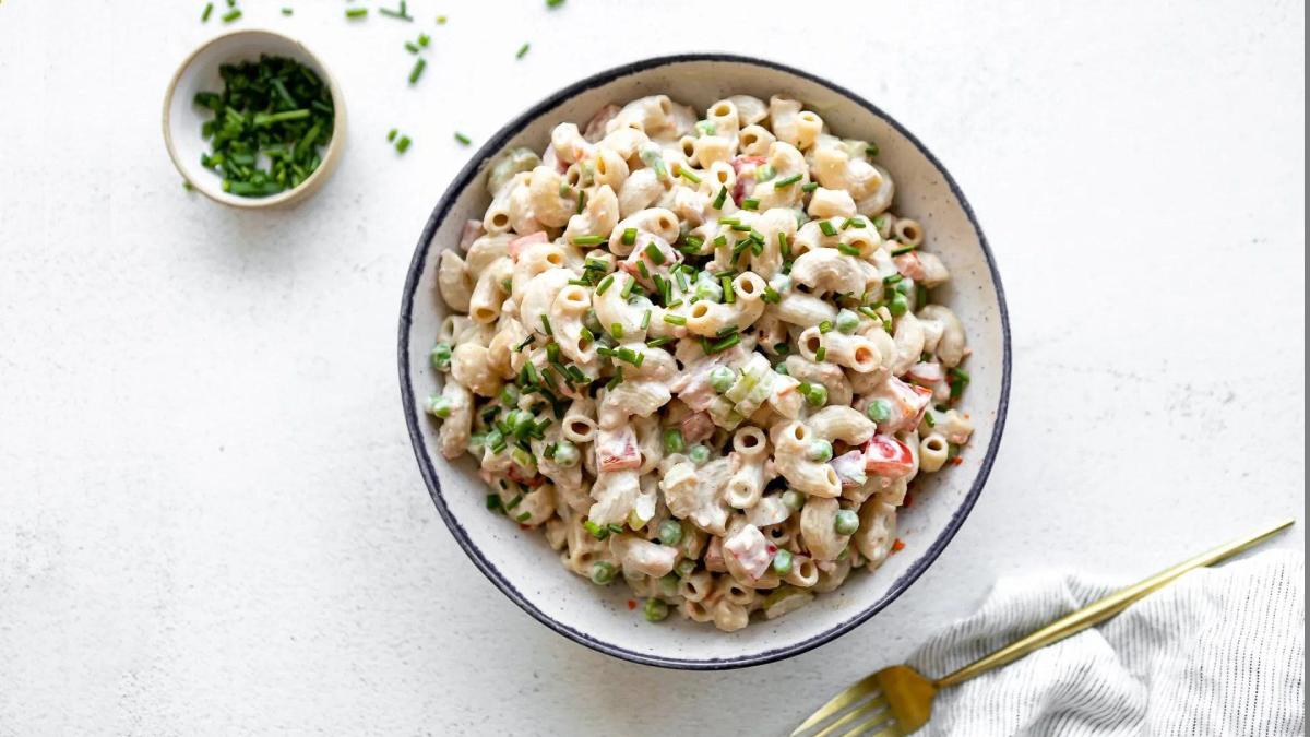 یک سالاد خوشمزه برای مهمانی